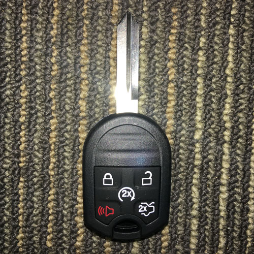 Ford-Key-in-head-remote